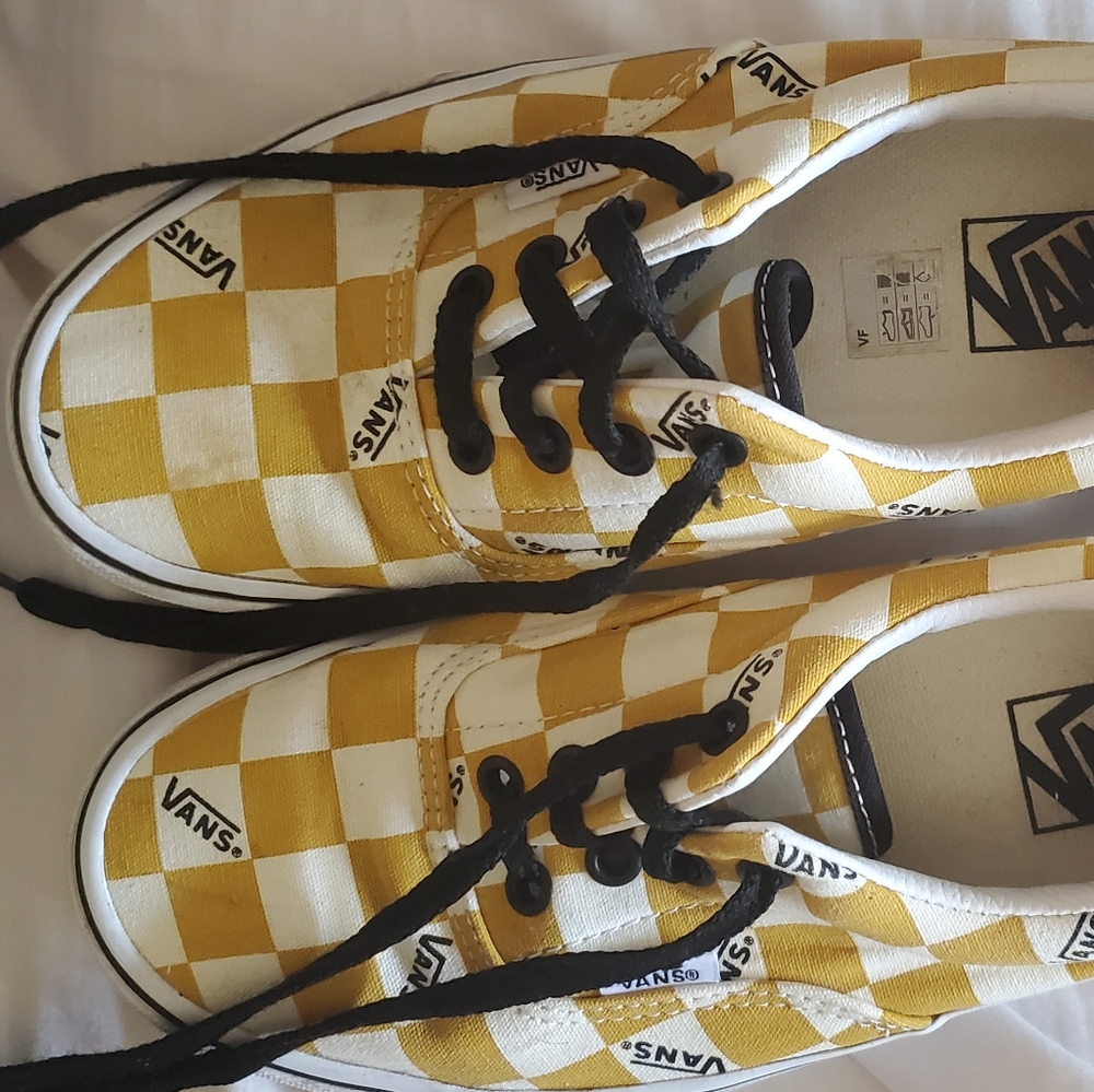 Size 7 checkered vans